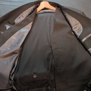 J. Ferrar Men's 3-Piece Suit - Black - 40L